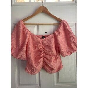 NWT Versona Making Wishes Top Pink Size medium Puffed Sleeves Scrunched